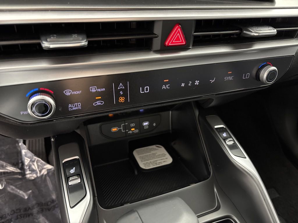 New 2026 Kia Sorento S FWD image 35
