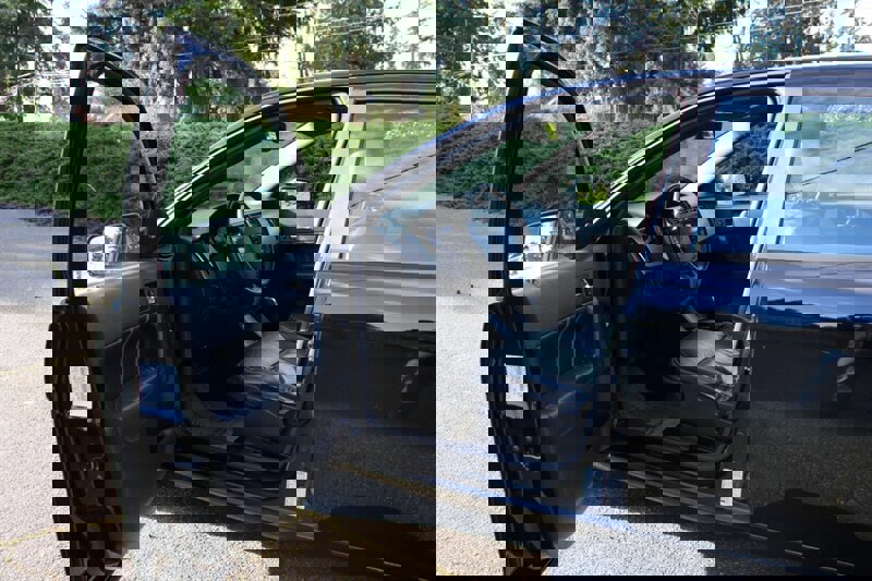 Used 2010 Ford Focus SEL image 5