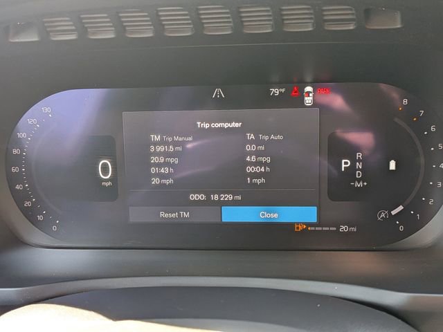 Certified 2023 Volvo XC90 B6 Plus AWD/4WD image 18