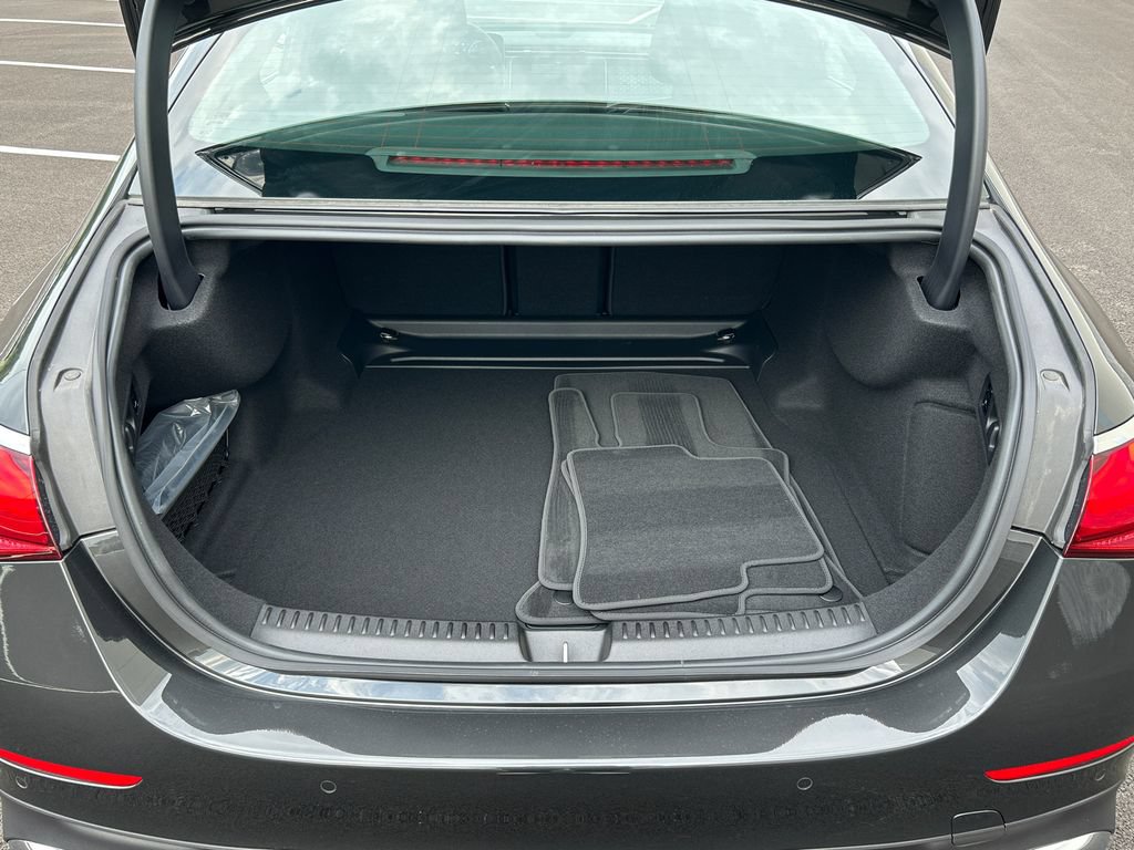 New 2026 Mercedes-Benz E 450 4MATIC Sedan image 7