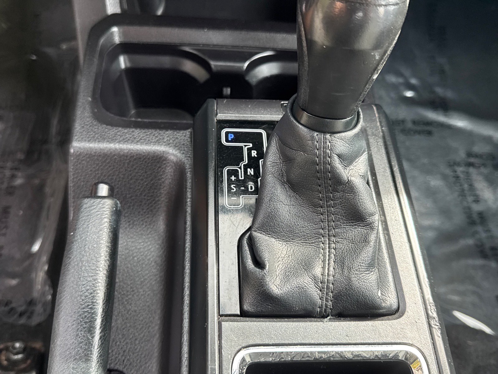 Used 2016 Toyota Tacoma SR RWD image 15