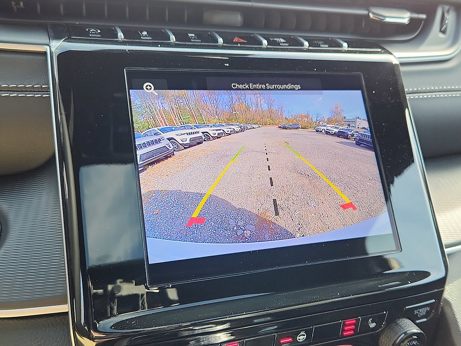 New 2025 Jeep Grand Cherokee Altitude image 13