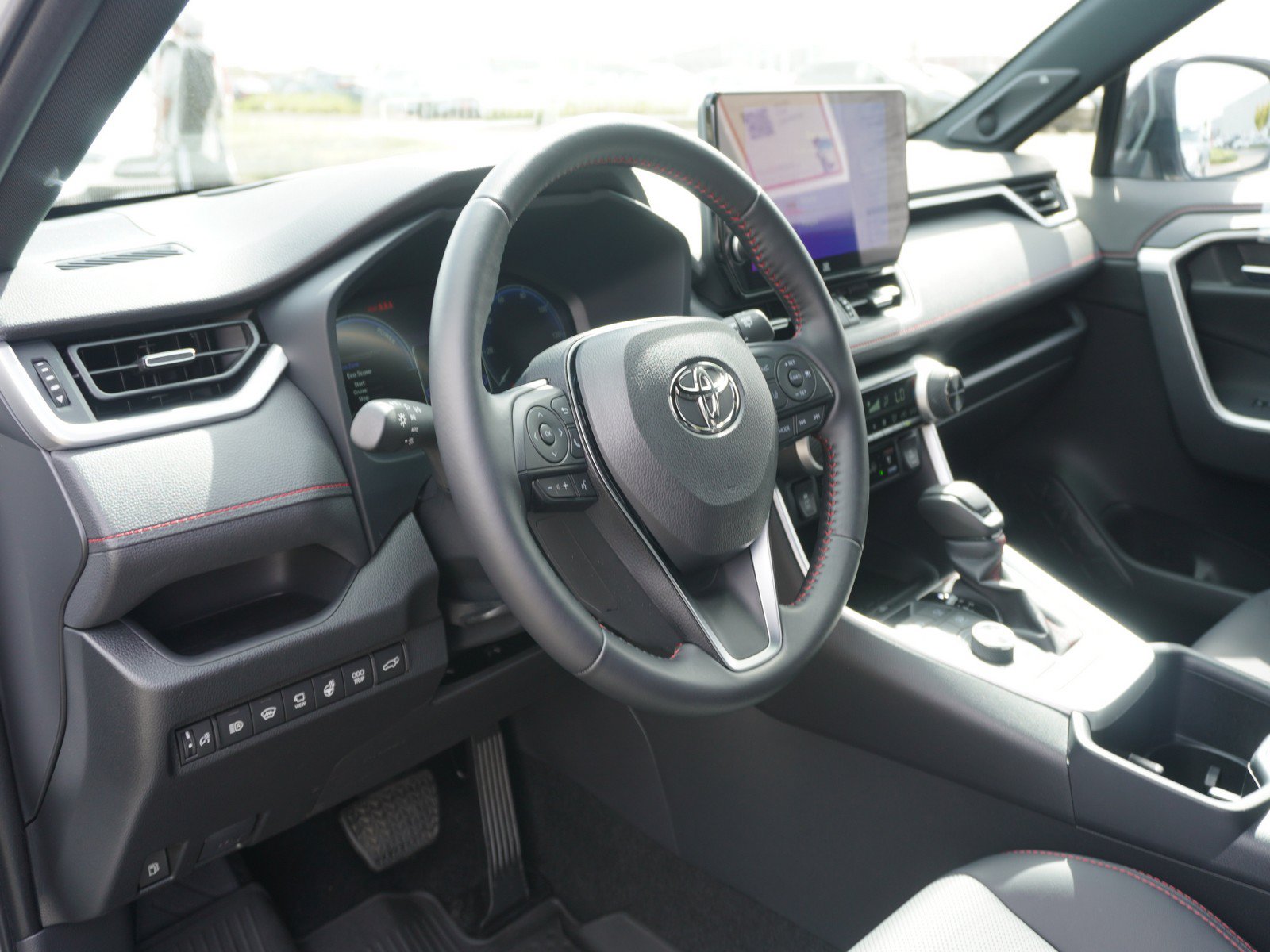 Used 2025 Toyota RAV4 XSE w/ Premium Package AWD/4WD image 23