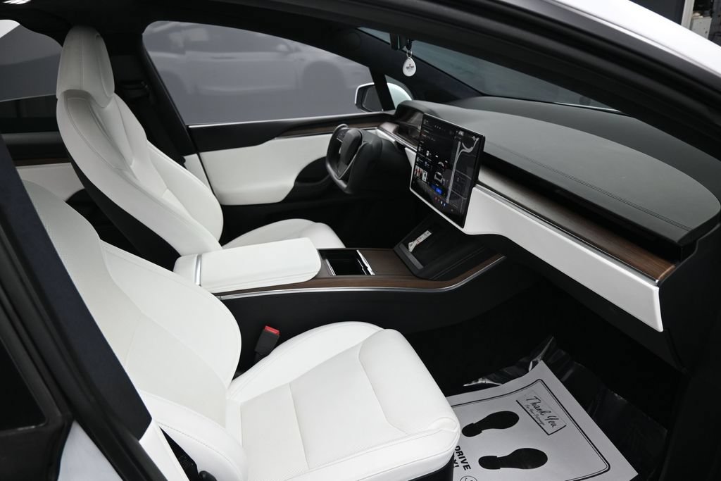 Used 2023 Tesla Model X AWD/4WD image 29