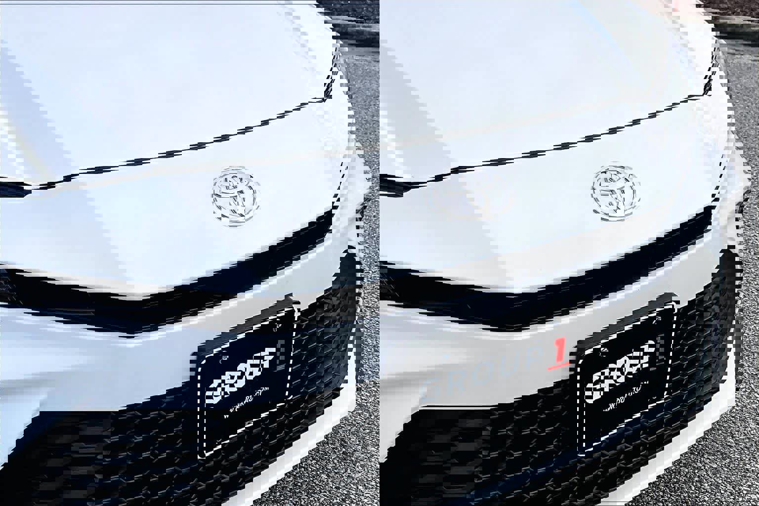 Used 2025 Toyota Camry SE image 29