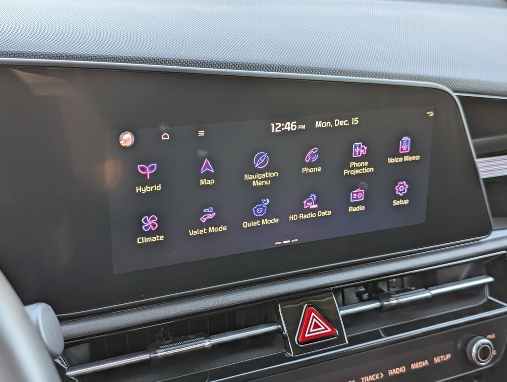 Certified 2023 Kia Niro EX image 23