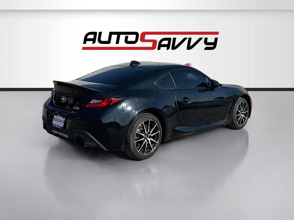 Used 2023 Toyota GR86 Premium image 7