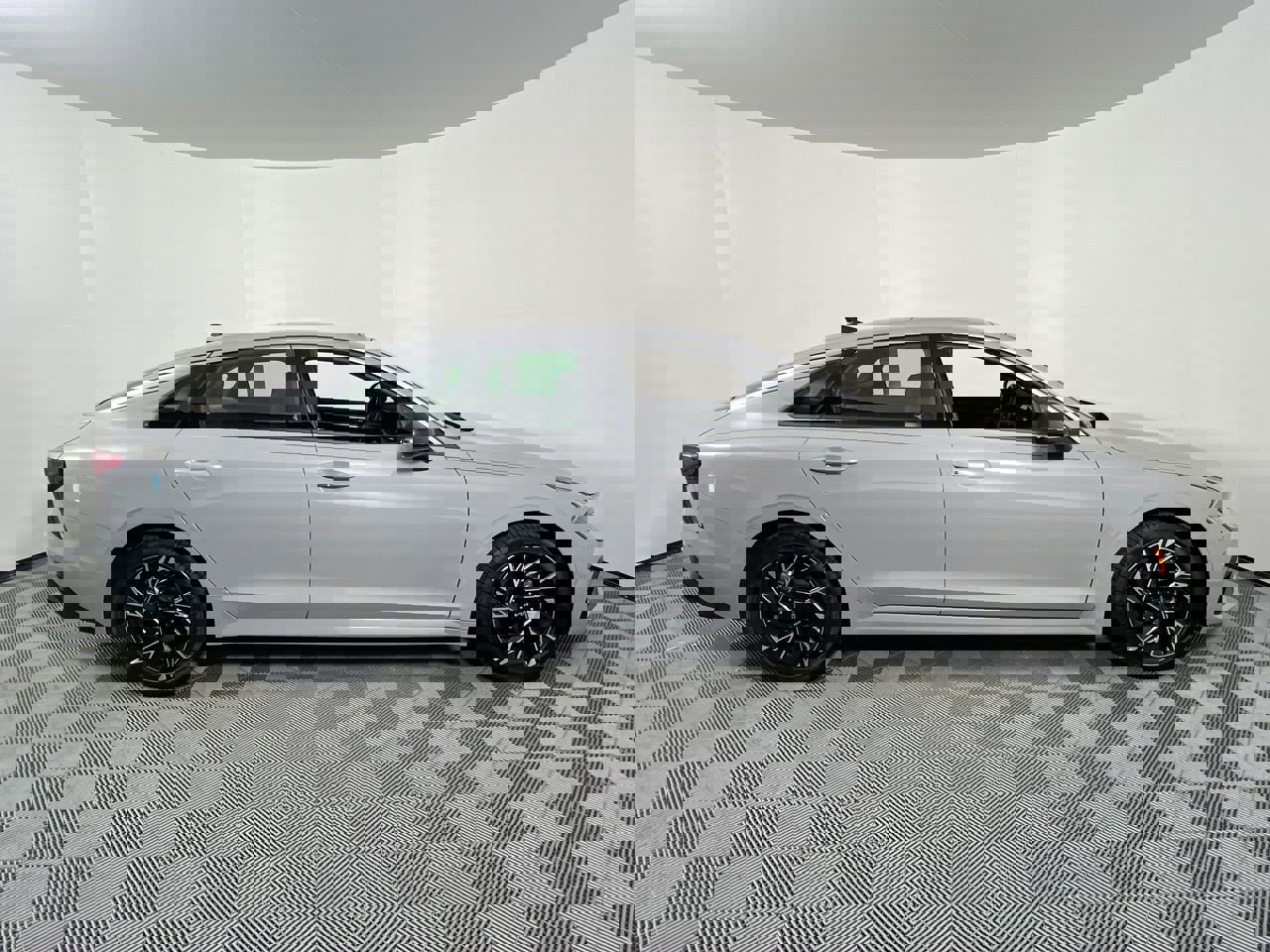 New 2026 Kia K5 GT-Line image 2