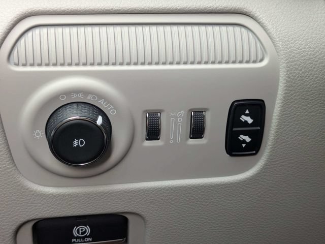 Used 2022 Jeep Wagoneer Series II w/ Convenience Group I AWD/4WD image 23