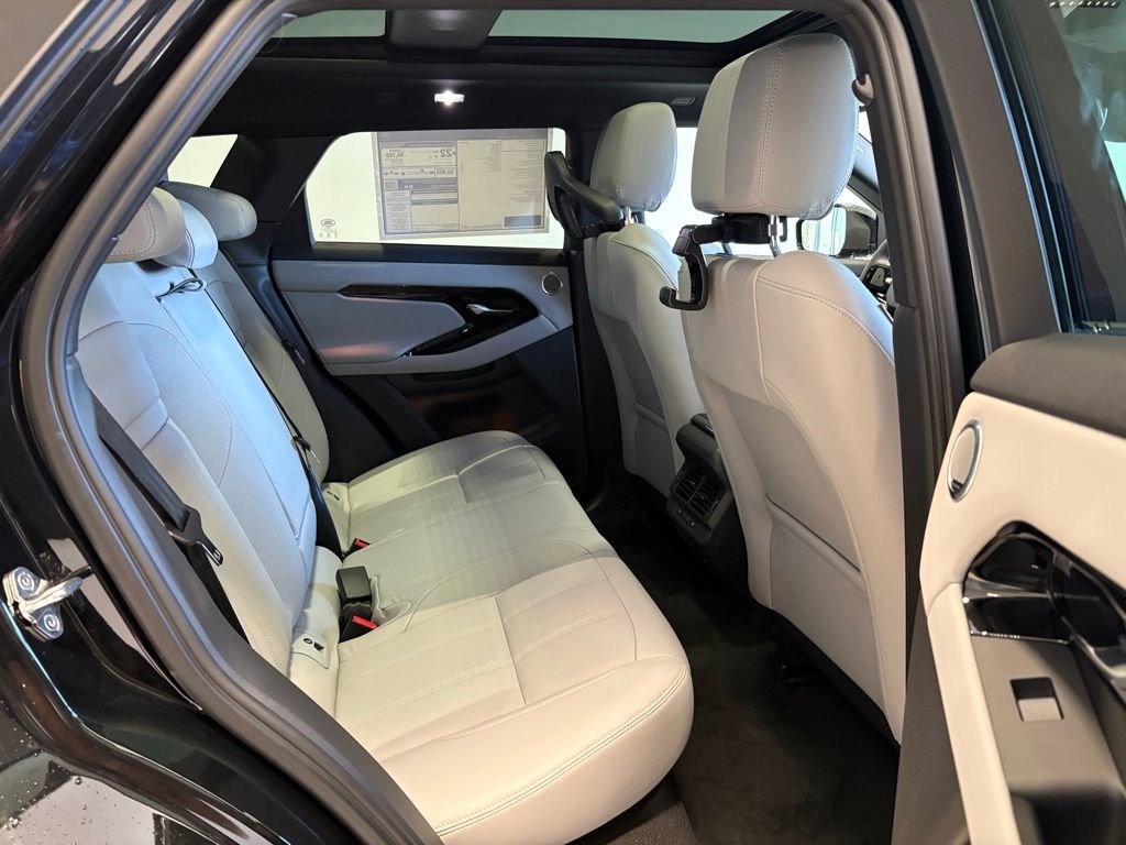 New 2026 Land Rover Range Rover Evoque S AWD/4WD image 15