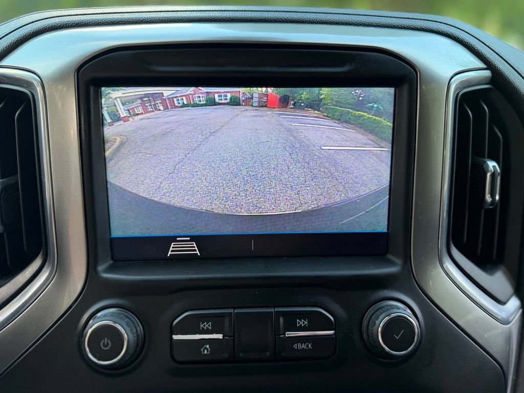 Used 2020 Chevrolet Silverado 1500 LT w/ Convenience Package AWD/4WD image 29