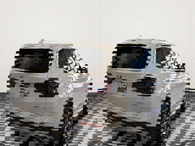 Used 2024 BMW X3 xDrive30i w/ Premium Package w/ZPA image 4