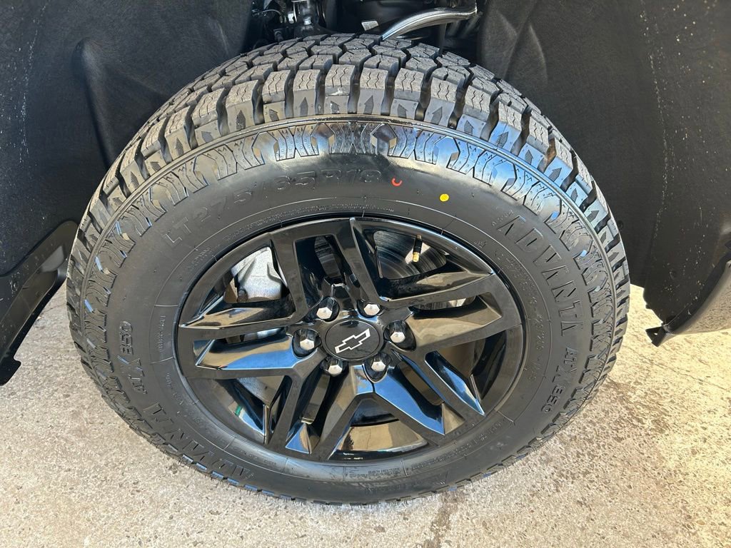Used 2024 Chevrolet Silverado 1500 LT Trail Boss w/ Convenience Package II image 4