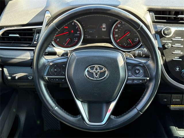Used 2020 Toyota Camry XSE image 13