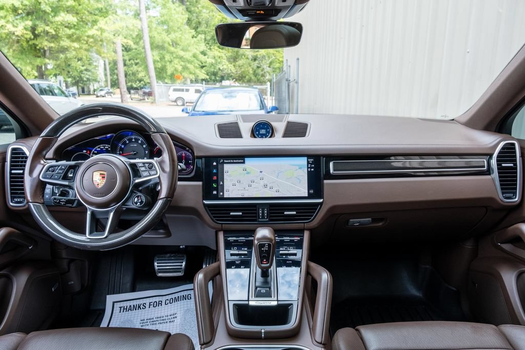 Used 2022 Porsche Cayenne S AWD/4WD image 17