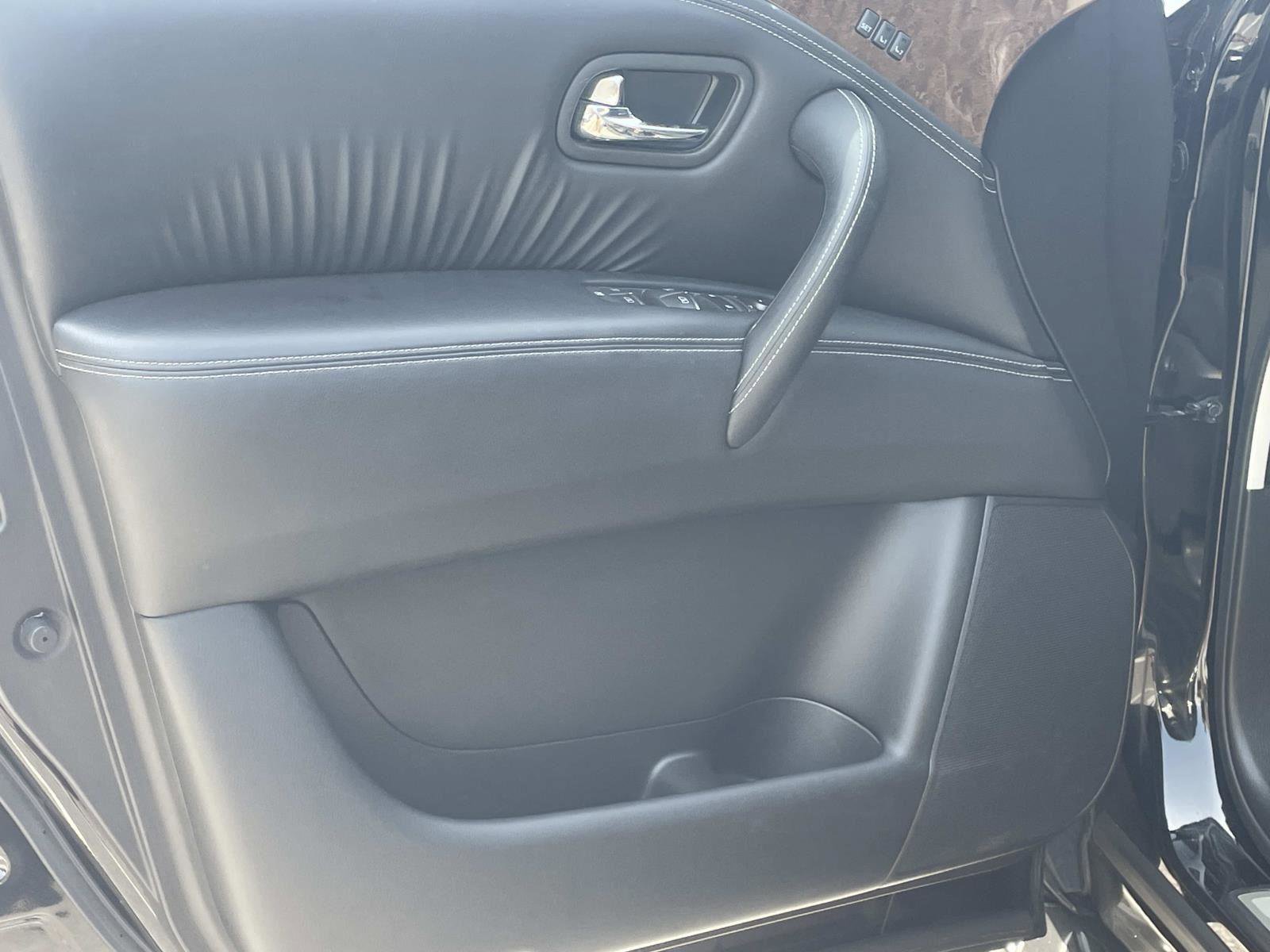 Used 2017 INFINITI QX80 2WD w/ Driver Assistance Package image 15