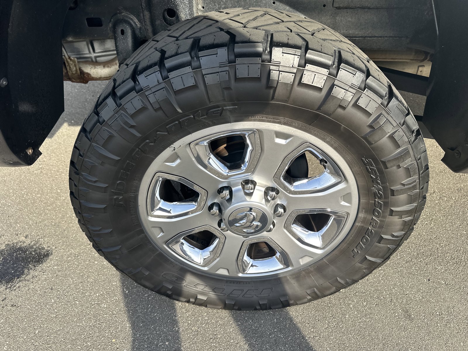 Used 2014 RAM 2500 Longhorn image 31