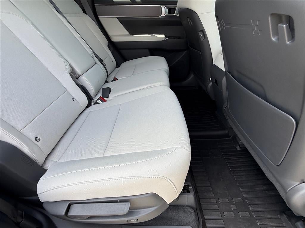 New 2027 Hyundai Santa Fe SE FWD image 11