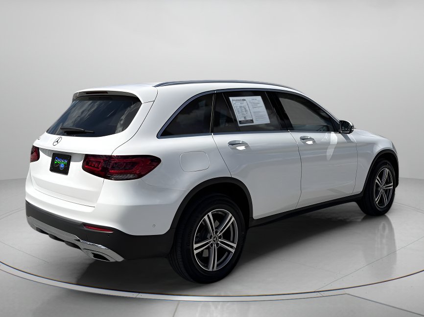 Used 2021 Mercedes-Benz GLC 300 image 3