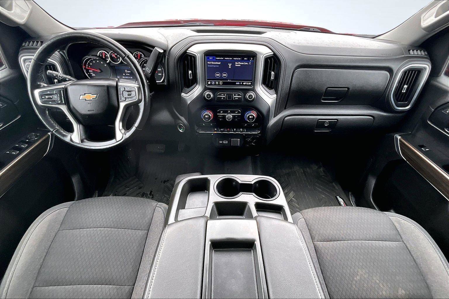 Used 2020 Chevrolet Silverado 1500 LT w/ All-Star Edition image 17