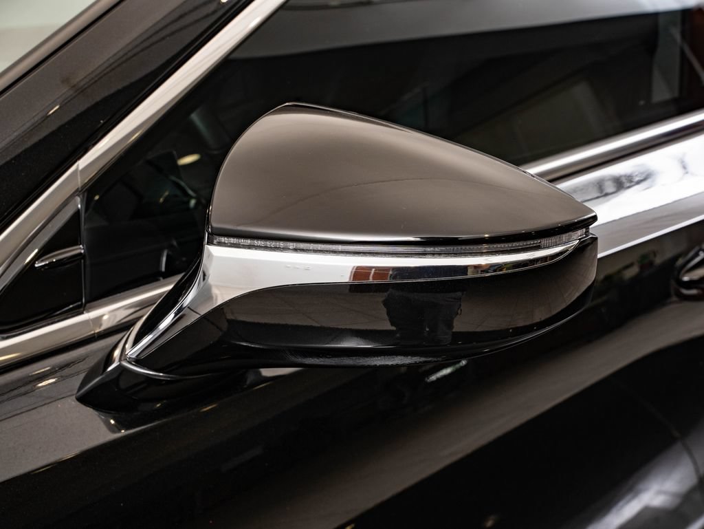 Used 2022 Lexus ES 300h w/ Accessory Package 2 FWD image 16