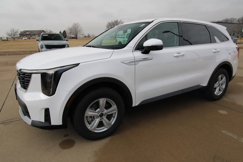 New 2026 Kia Sorento LX image 17
