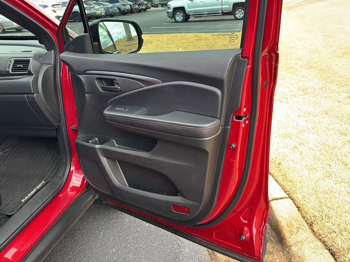 Used 2023 Honda Passport TrailSport image 12