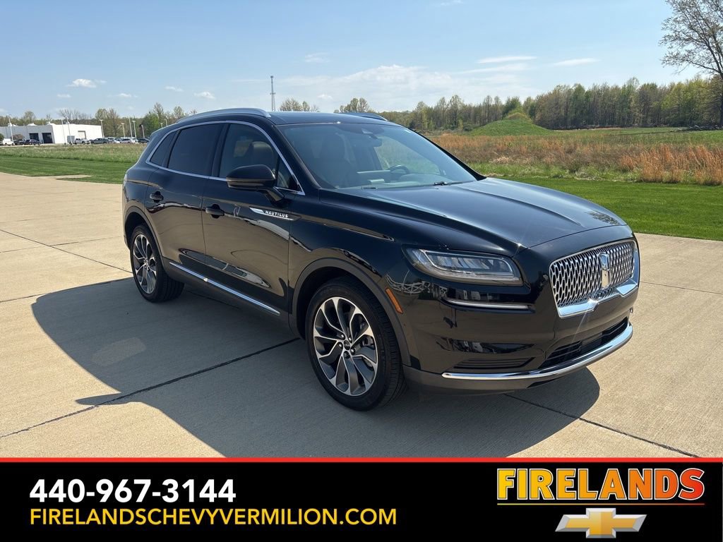 Used 2023 Lincoln Nautilus Reserve w/ Luxury Package image 8