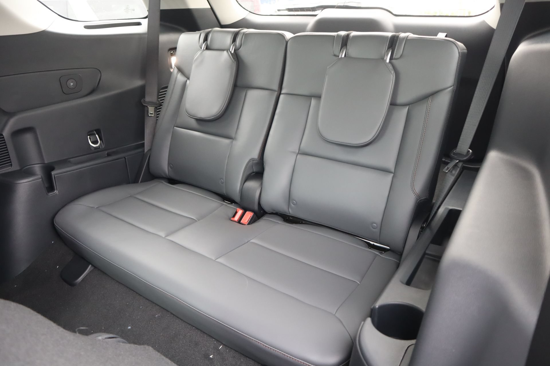 New 2026 Ford Explorer Active w/ Active Comfort Package AWD/4WD image 14