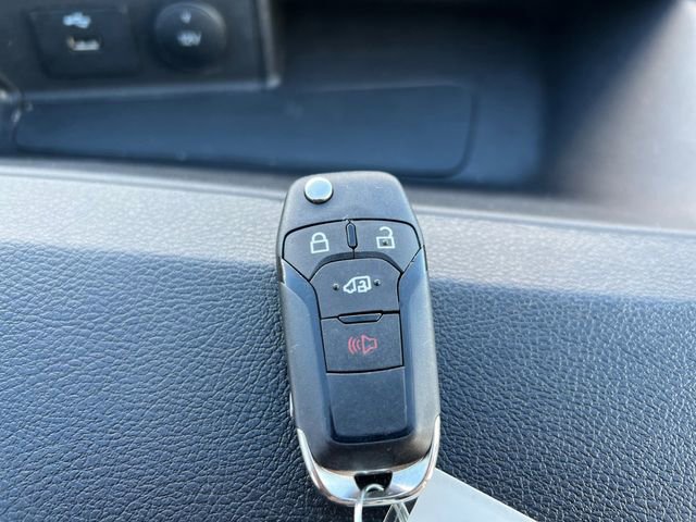 Used 2024 Ford Transit 250 Low Roof AWD w/ Exterior Upgrade Package image 25