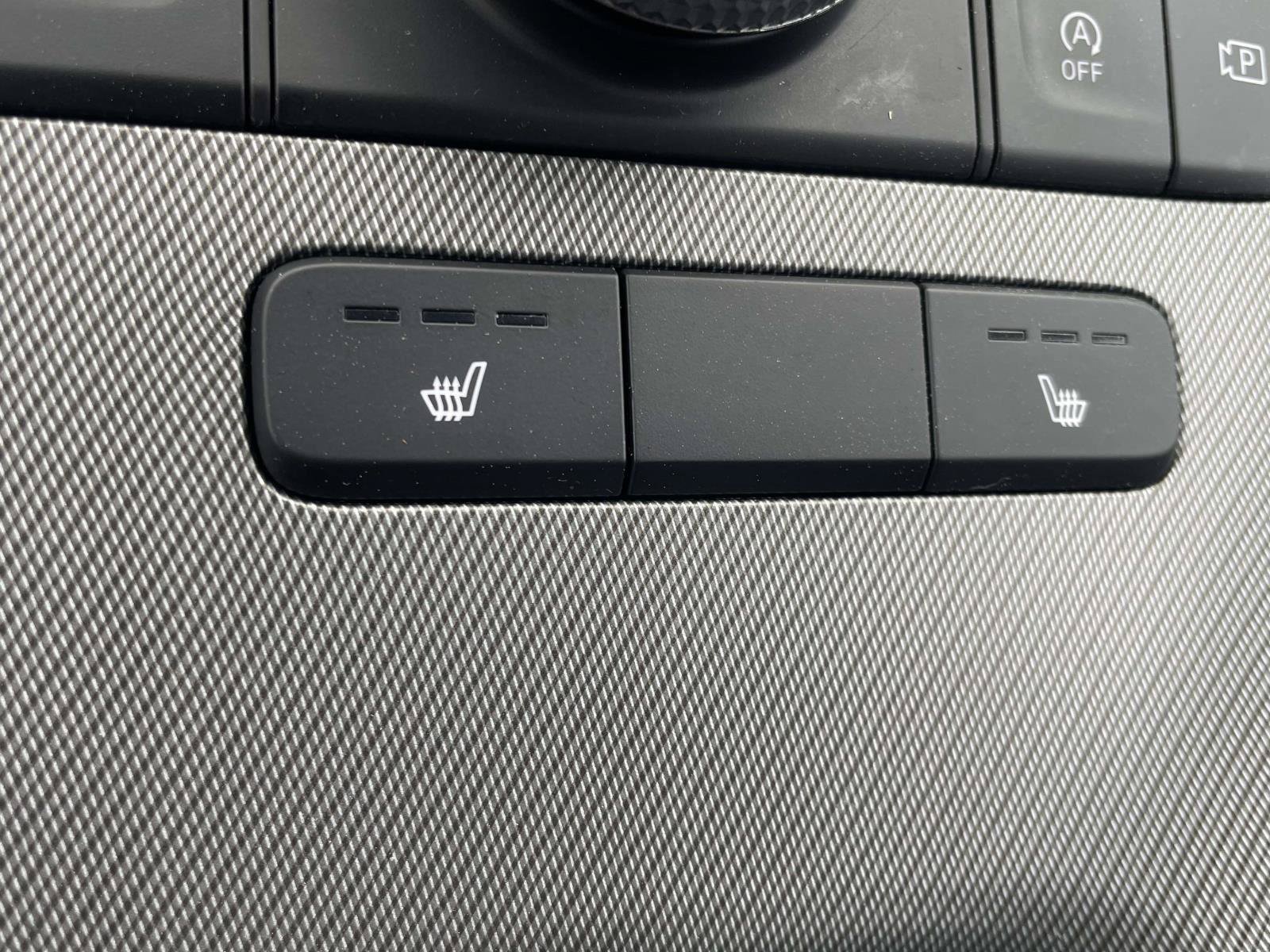 Used 2025 Hyundai Palisade SEL FWD image 27