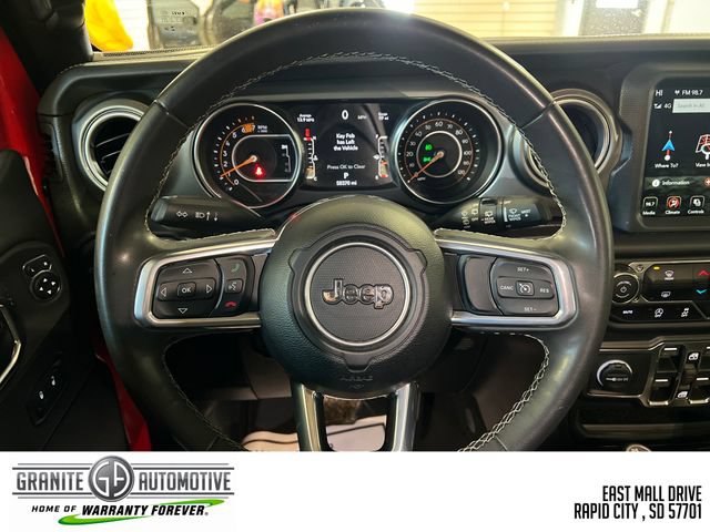 Used 2023 Jeep Wrangler Unlimited Sahara AWD/4WD image 14