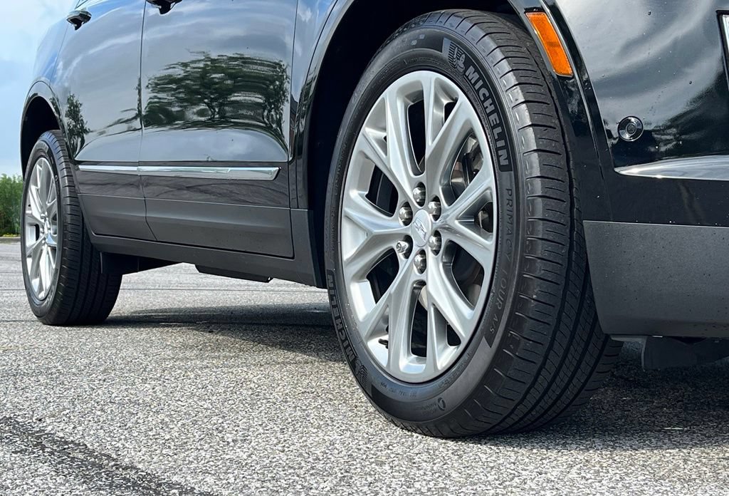 Used 2020 Cadillac XT5 Sportv w/ Platinum Package AWD/4WD image 9