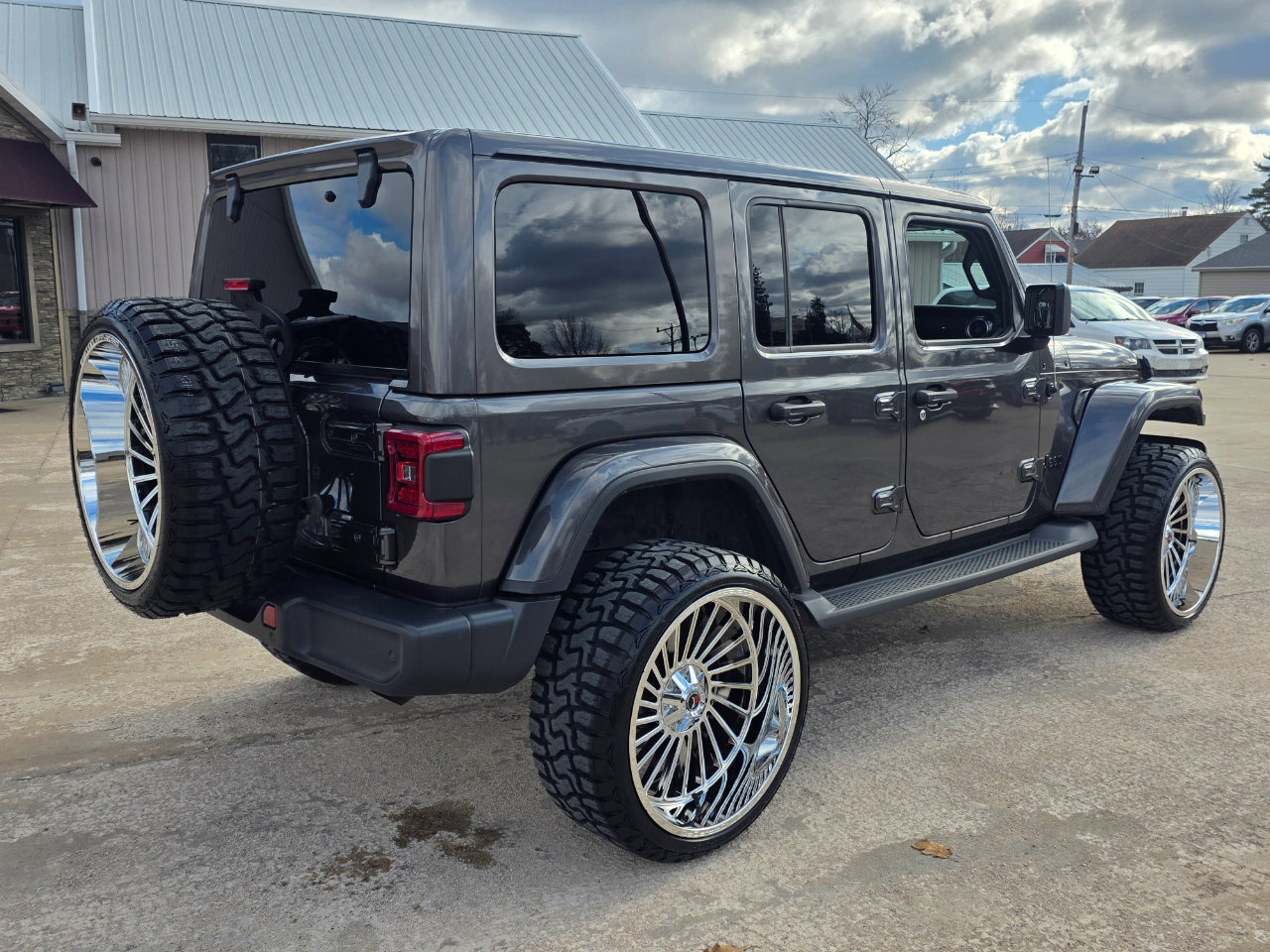 Used 2021 Jeep Wrangler Unlimited Sahara image 21