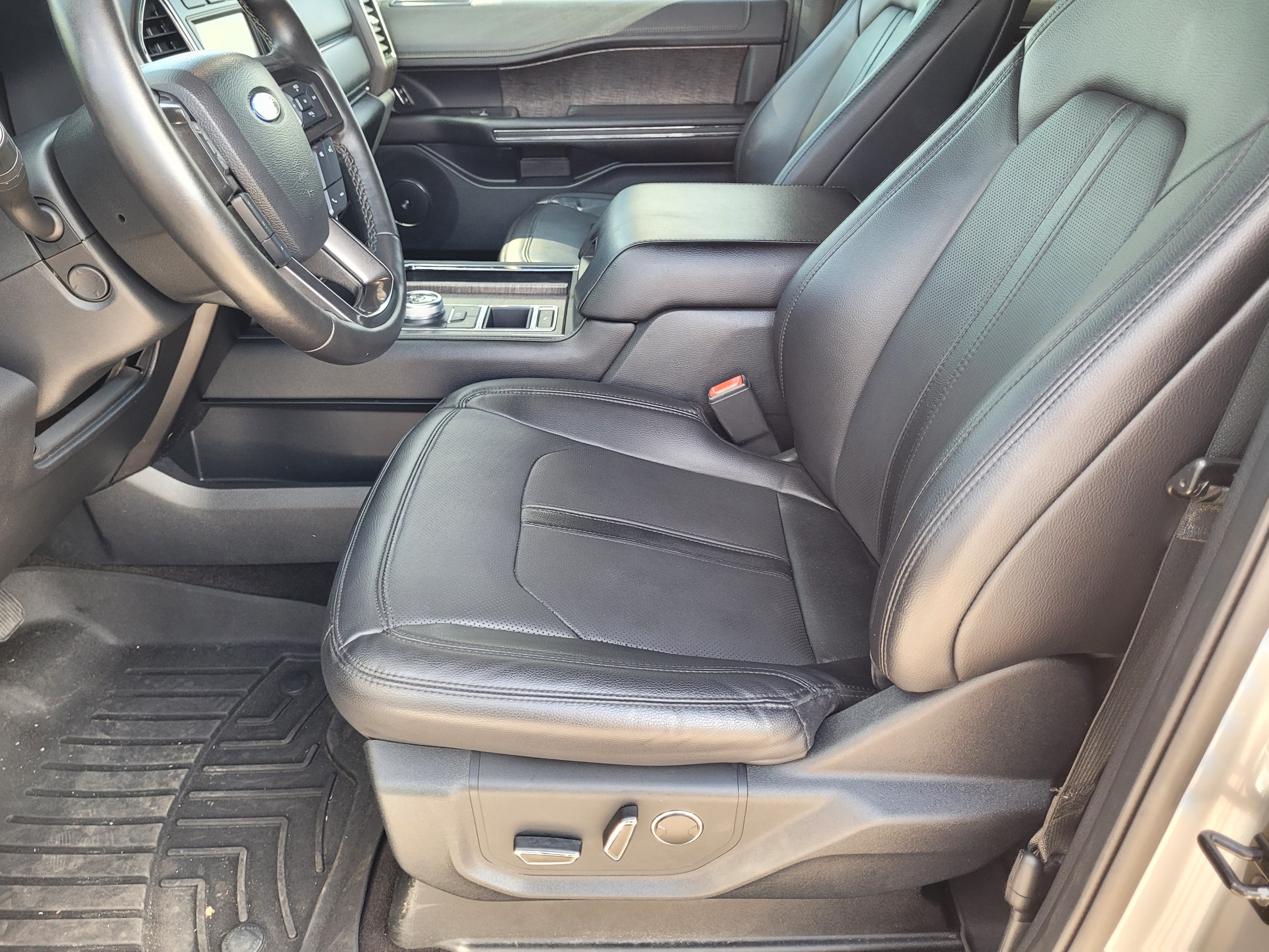 Used 2021 Ford Expedition Max Limited RWD image 21