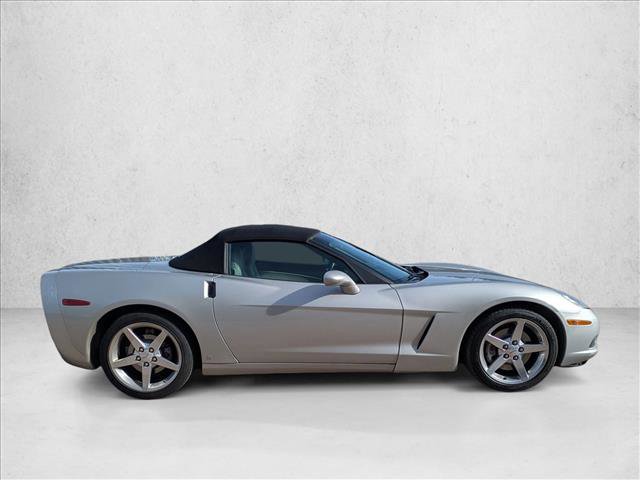 Used 2006 Chevrolet Corvette Convertible w/ Preferred Equipment Group image 4