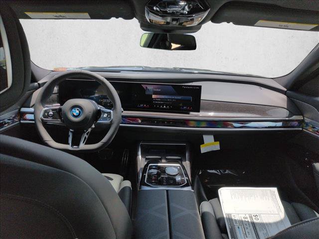 New 2026 BMW i7 xDrive60 AWD/4WD image 14