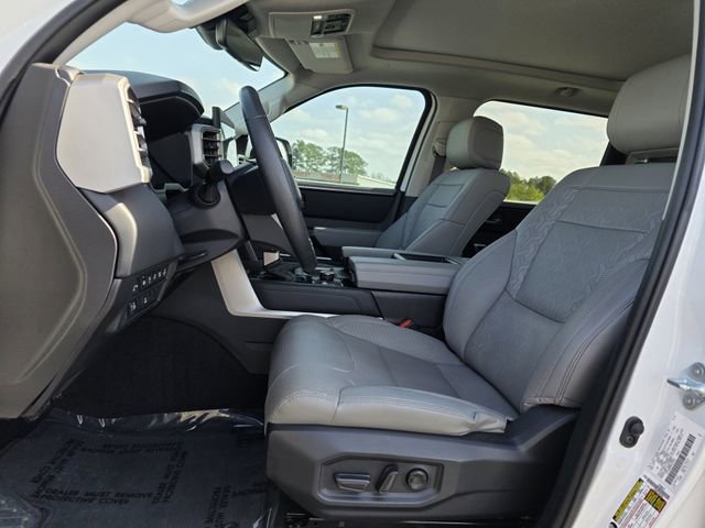 Used 2024 Toyota Tundra Limited w/ Power Package image 12