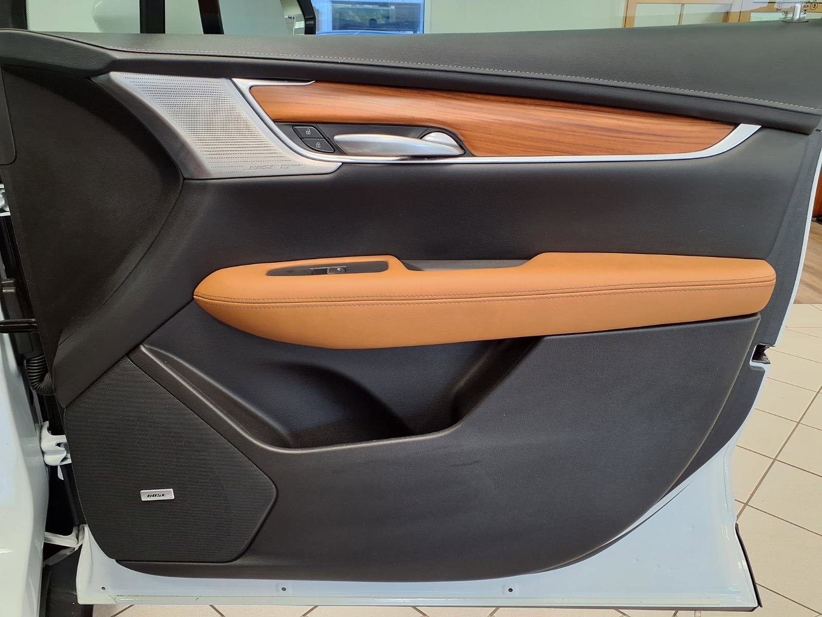 Used 2023 Cadillac XT5 Premium Luxury w/ Technology Package FWD image 12
