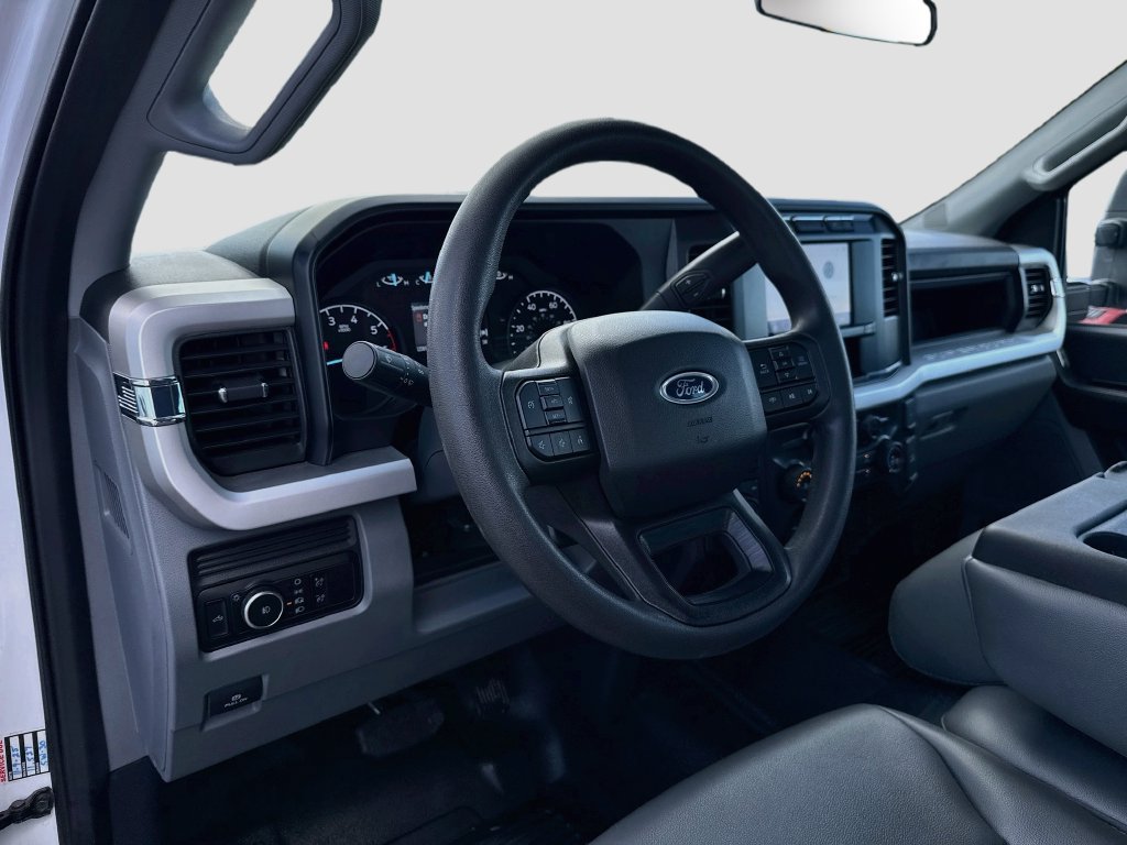 Certified 2024 Ford F250 XL w/ FX4 Off-Road Package AWD/4WD image 9