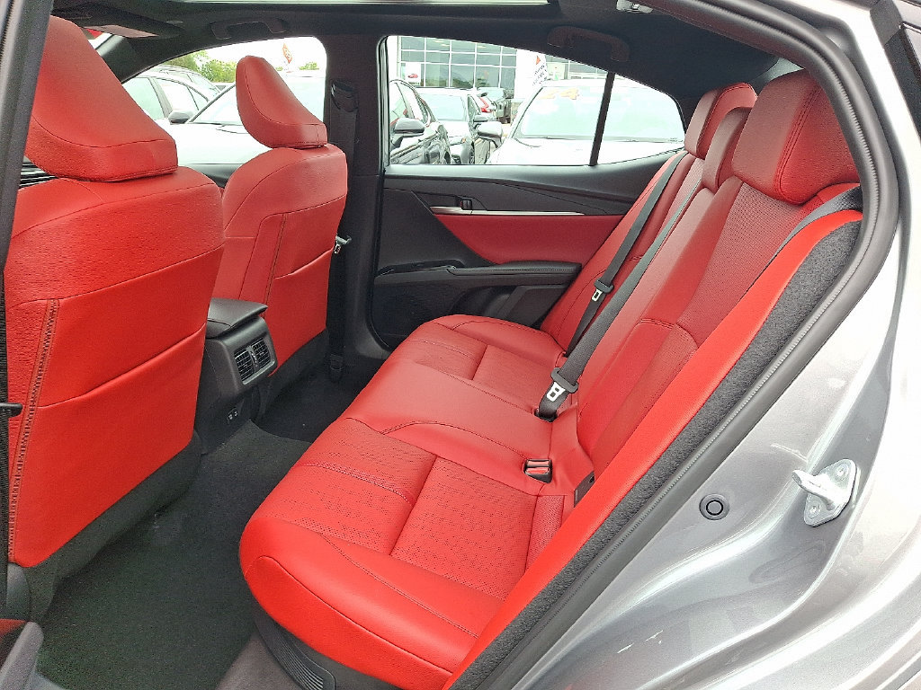 Used 2026 Toyota Camry XSE FWD image 10