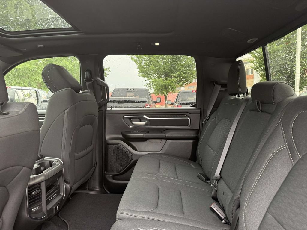 New 2026 RAM 1500 Big Horn AWD/4WD image 17