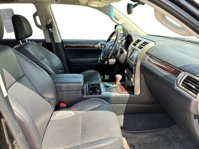 Used 2017 Lexus GX 460 Premium w/ Premium Package AWD/4WD image 13