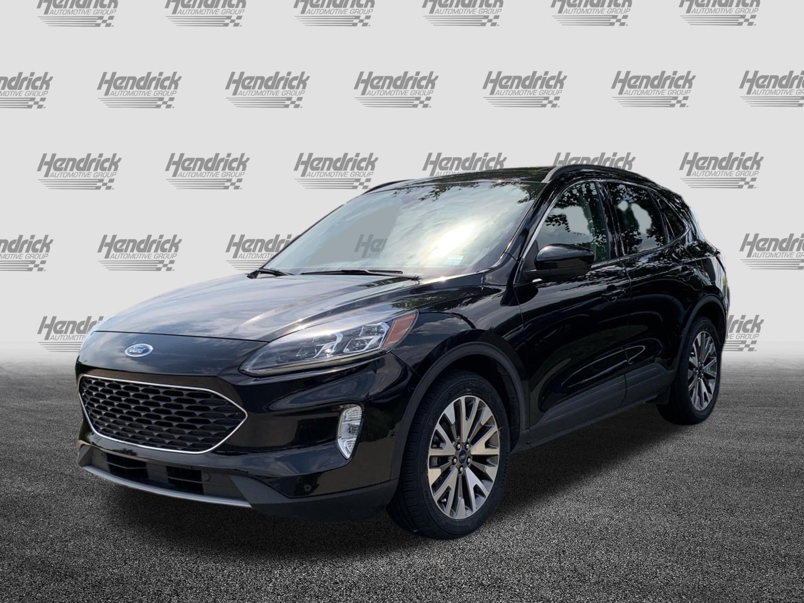 Used 2021 Ford Escape Titanium AWD/4WD image 5