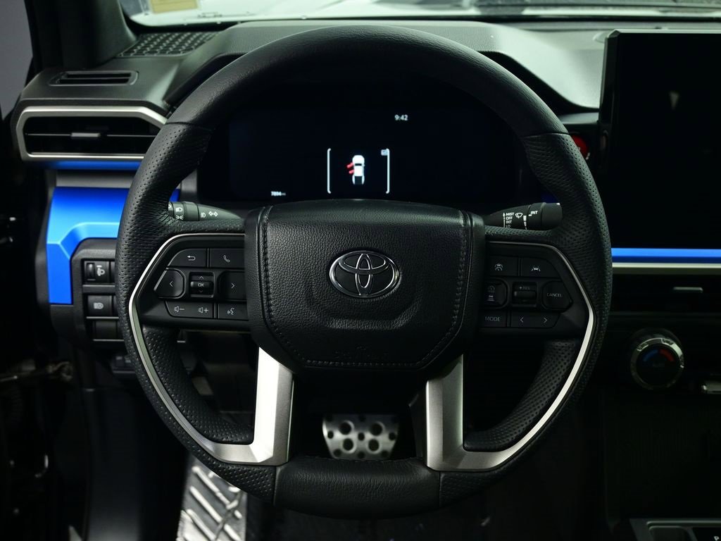 Used 2024 Toyota Tacoma TRD Sport image 3