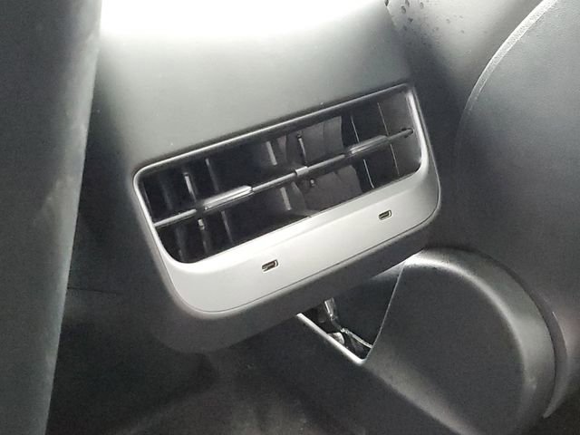 Used 2023 Tesla Model Y Long Range image 22