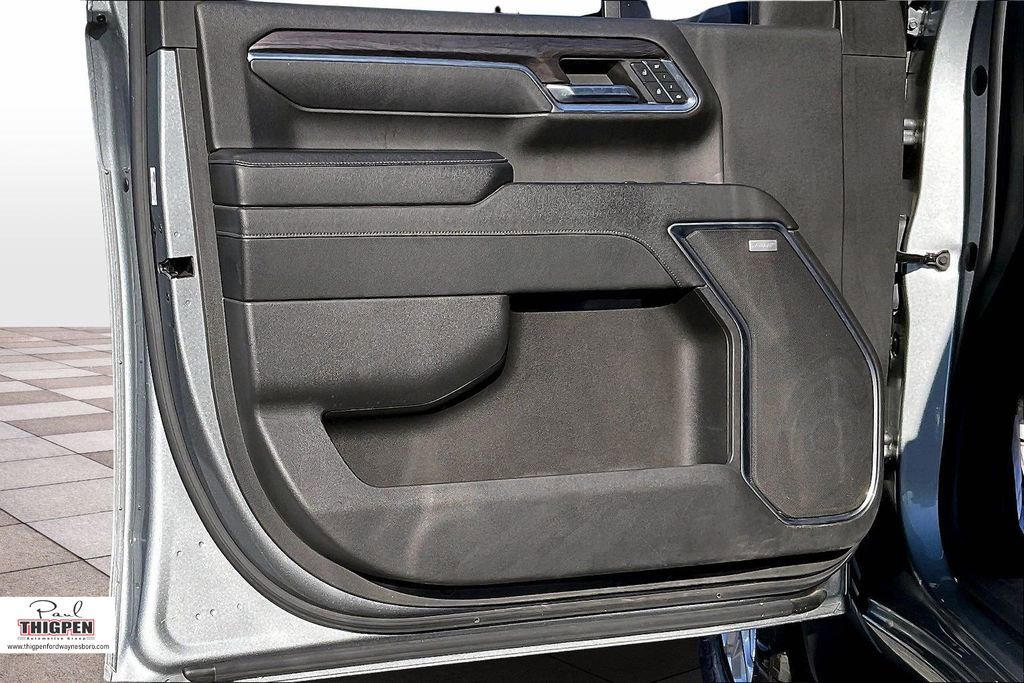 Used 2024 Chevrolet Silverado 2500 LTZ w/ LTZ Convenience Package image 23