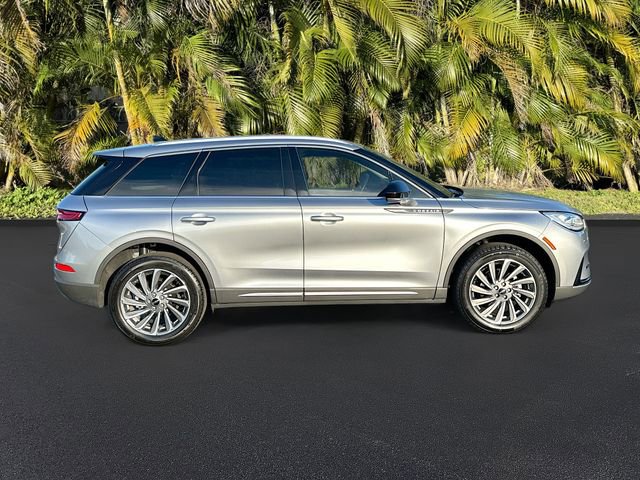 Used 2024 Lincoln Corsair Reserve AWD/4WD image 4