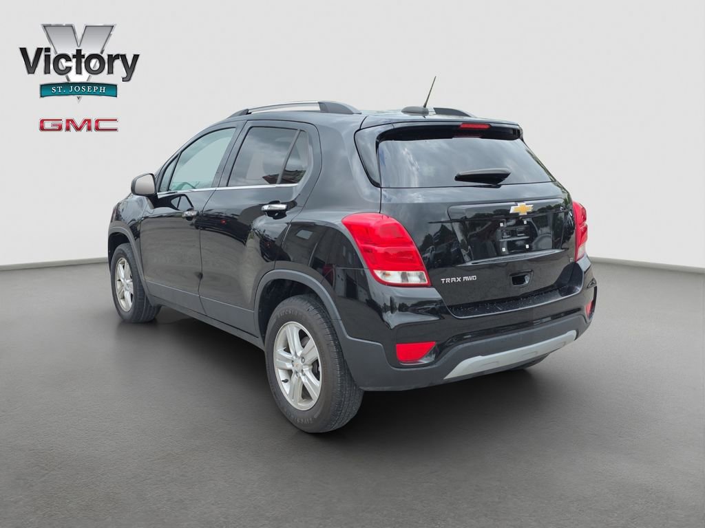 Used 2019 Chevrolet Trax LT w/ LT Convenience Package AWD/4WD image 15