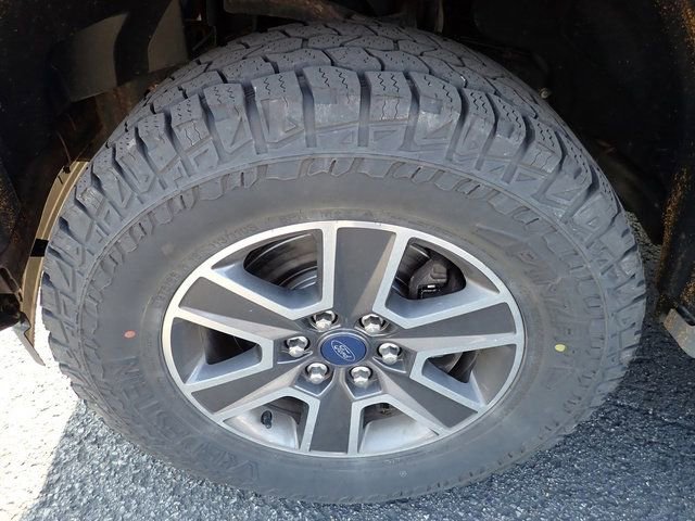 Used 2017 Ford F150 XLT w/ Equipment Group 302A Luxury image 10